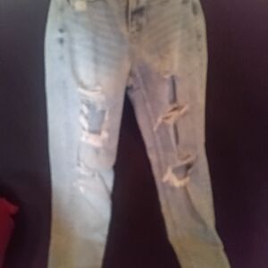 American Eagle Outfitters Light Blue Distressed Boyfriend Jeans